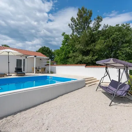 Casa Cosini With Private Pool بيت للعطل *