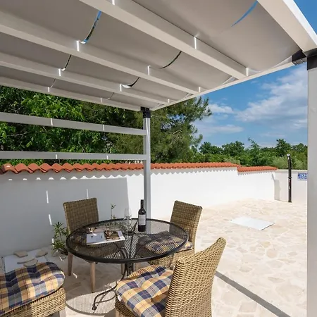 Casa Cosini With Private Pool 포레치