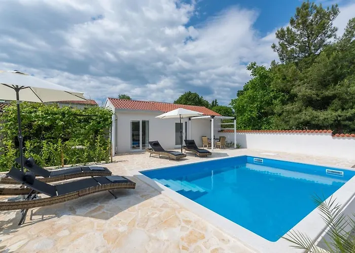 Casa Cosini With Private Pool 펜션