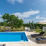 Casa Cosini With Private Pool Poreč